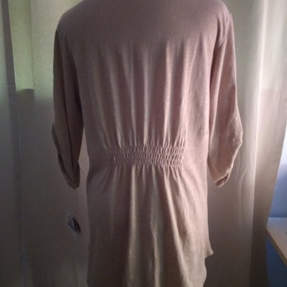 TOP - Picture 2 of 5